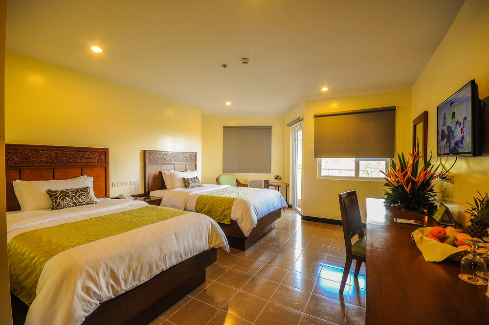 Canyon Woods Resort Club Tagaytay Tagaytay City Extérieur photo
